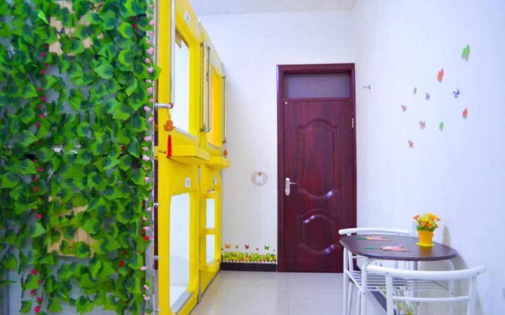 Hostel The Capsule Of My House In Luoyang Luoyang  Exterior foto